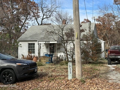 Home For Sale In Neosho, Missouri