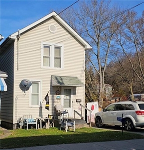 Home For Sale In New Brighton, Pennsylvania