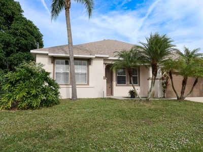 147 SW Glenwood Drive, Port Saint Lucie, FL, 34984 | 3 BR for sale, single-family sales