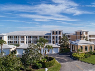 Luxury Flat for sale in Vero Beach, Florida