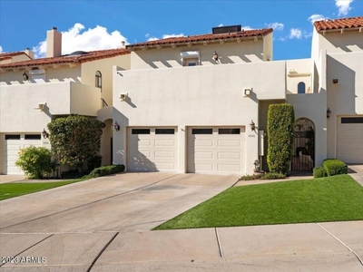 Luxury Townhouse for sale in Phoenix, United States