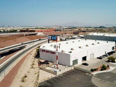 LIGHT INDUSTRIAL SPACE FOR LEASE - 7055 Windy St, Las Vegas, NV 89119
