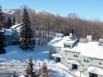 7 room luxury Flat for sale in Stratton, Vermont