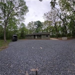 Home For Rent In Armuchee, Georgia