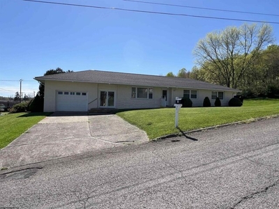 Home For Sale In Buckhannon, West Virginia