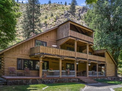 Home For Sale In Riggins, Idaho