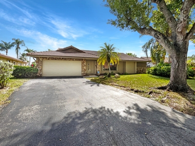 11028 NW 5th Manor, Coral Springs, FL, 33071 | 4 BR for sale, single-family sales
