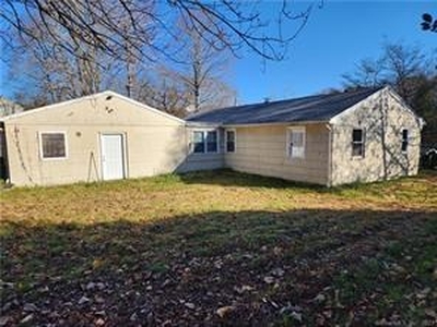 15 Lester, Norwich, CT, 06360 | 4 BR for sale, single-family sales