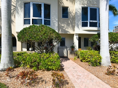 2 bedroom luxury Townhouse for sale in Sarasota, United States