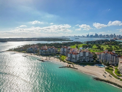 3 bedroom luxury Apartment for sale in Miami Beach, Florida