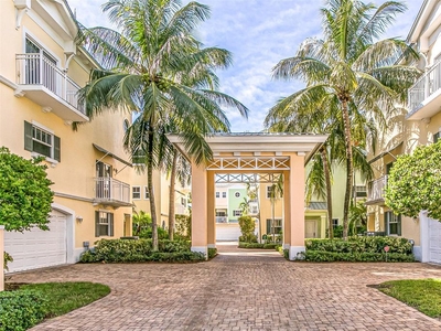 3 bedroom luxury Townhouse for sale in Fort Lauderdale, Florida