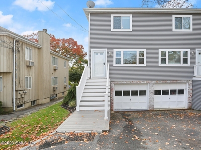 62 Gold Street, Greenwich, CT, 06830 | 3 BR for rent, rentals