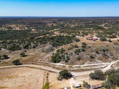 Exclusive country house for sale in Doss, Texas