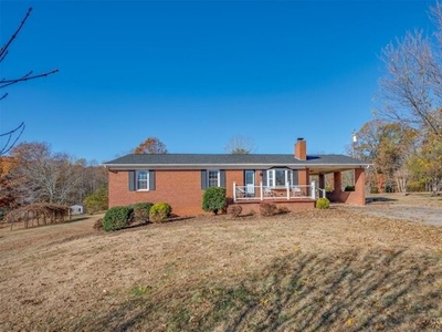 Home For Sale In Ellenboro, North Carolina