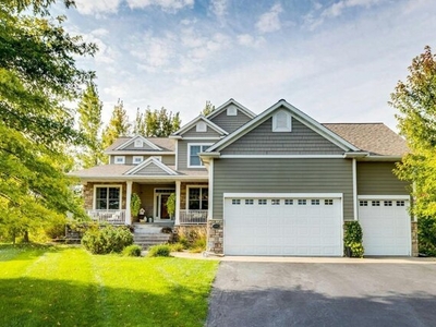 Home For Sale In Lino Lakes, Minnesota
