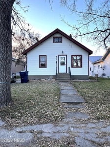 Home For Sale In Watertown, South Dakota