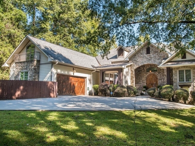 3 bedroom luxury House for sale in Camden, South Carolina