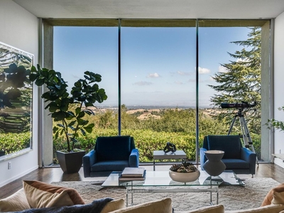 Luxury 5 bedroom Detached House for sale in Los Altos Hills, California