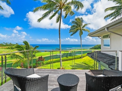 Luxury Flat for sale in Princeville, Hawaii
