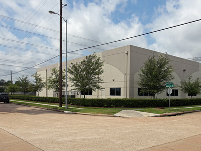 4690 Kendrick Plaza Dr, Houston, TX 77032 - Industrial for Sale