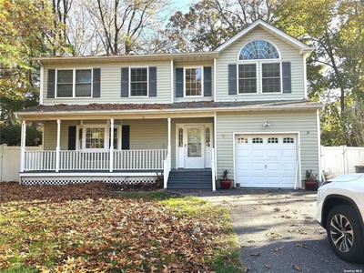 21 Pine Cone Street, Middle Island, NY, 11953 | 4 BR for rent, Residential rentals