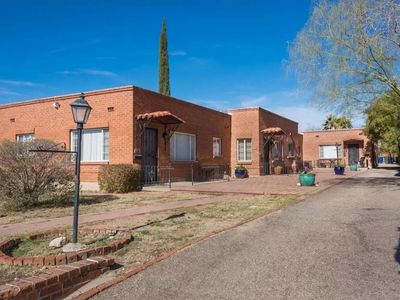 2921 East 10th Street, Tucson, AZ 85716 - Duplex for Rent