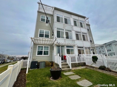 7222 Water Way 1, Arverne, NY, 11692 | Nest Seekers