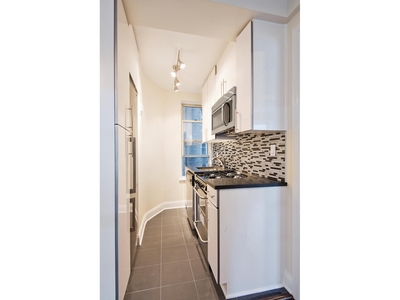 309 West 57th Street 601, New York, NY, 10019 | Nest Seekers