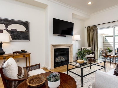 2 bedroom luxury Apartment for sale in Sherman Oaks, United States