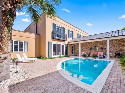 Luxury Townhouse for sale in Hobe Sound, Florida