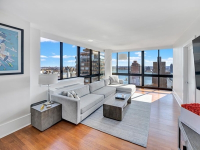 5 room luxury Apartment for sale in New York, United States