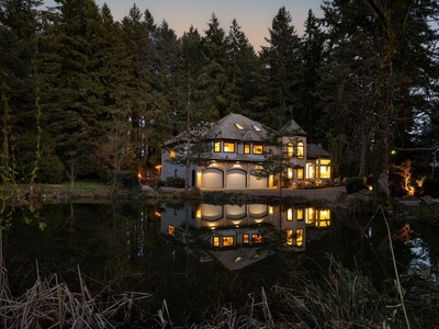 Luxury House for sale in West Linn, Oregon