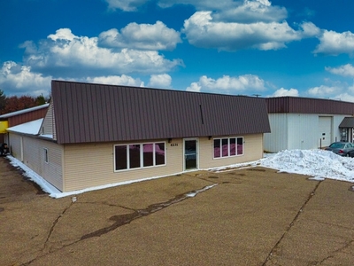 4233 8th St S, Wisconsin Rapids, WI 54494 - Retail for Sale