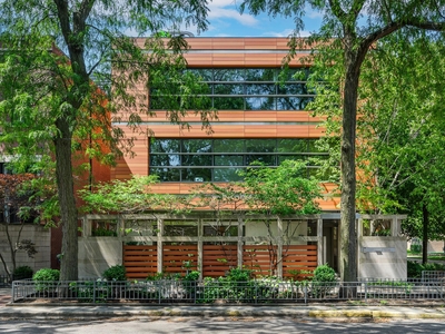 1856 N Mohawk Street : a Luxury Single Family Home for Sale - Lincoln Park Chicago, Illinois