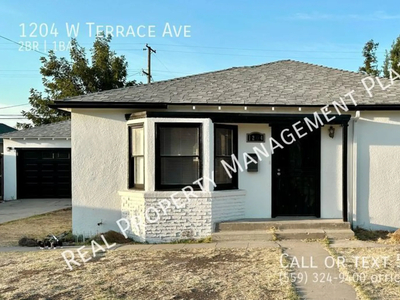 1204 W Terrace Ave, Fresno, CA 93705 - House for Rent