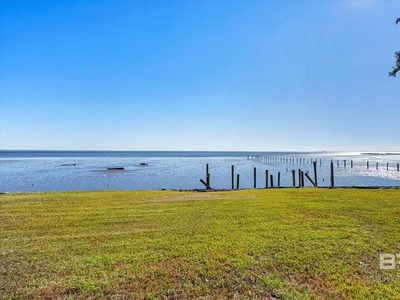 4170 Bay Front Road