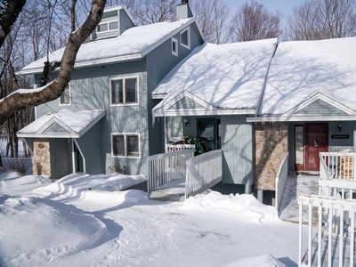 3 bedroom luxury Apartment for sale in Stratton, Vermont