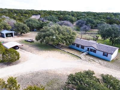 747 Cove Ranch Rd