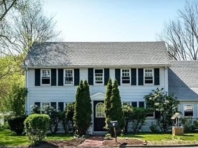 Flat For Rent In Burlington, Massachusetts
