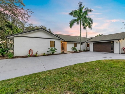 4 bedroom luxury Villa for sale in Southwest Ranches, Florida