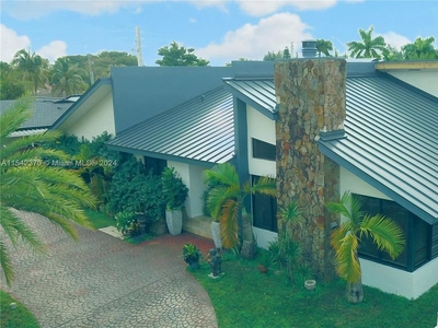 Luxury Villa for sale in Miami, United States