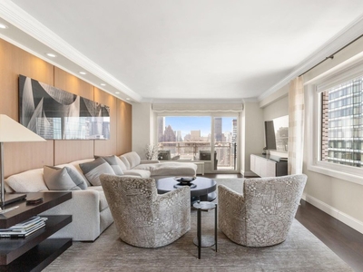 5 room luxury House for sale in New York, United States