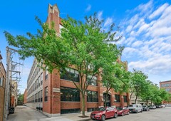 17 N LOOMIS St #1A, Chicago, IL 60607