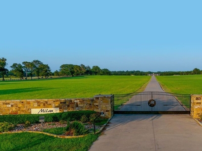 4 bedroom exclusive country house for sale in Athens, Texas