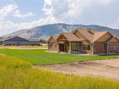 4 bedroom luxury Detached House for sale in Clinton, Montana
