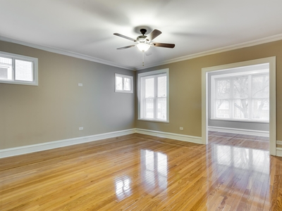 7952 S Evans Ave, Chicago, IL 60619 - Apartment for Rent