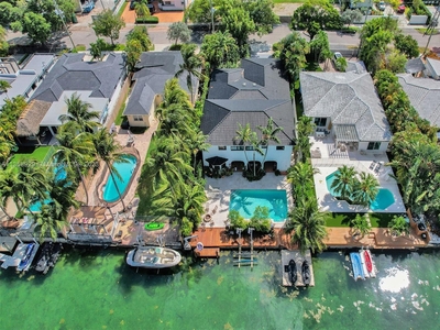 1825 Daytonia Rd, Miami Beach, FL, 33141 | 5 BR for sale, Residential sales