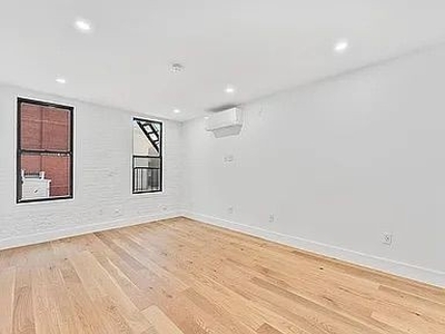 32 Spring Street, New York, NY, 10012 | Studio for rent, apartment rentals