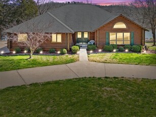 Home For Sale In Hillsboro, Missouri