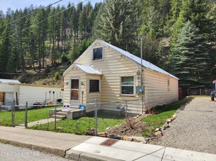 Home For Sale In Mullan, Idaho